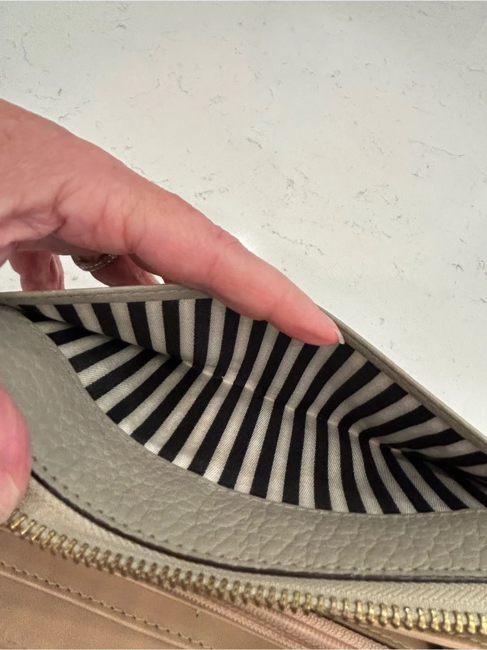 kate spade taupe pebble leather logo wallet
